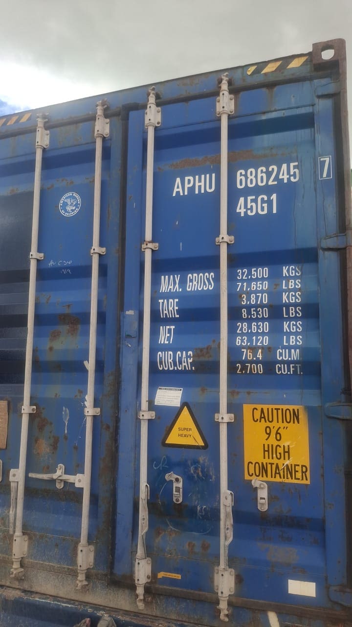 APHU686245-7-image