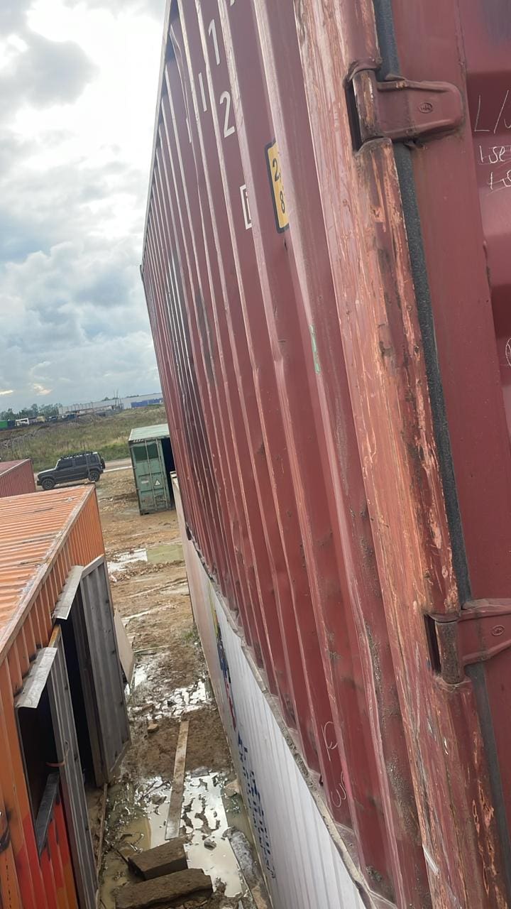 ZIMU144178-2-image